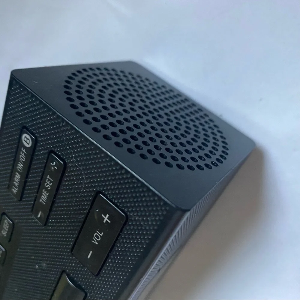 SONY alarm clock and radio
